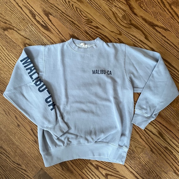 ⚡️RARE Brandy Melville Sweatshirt⚡️ - Picture 1 of 6